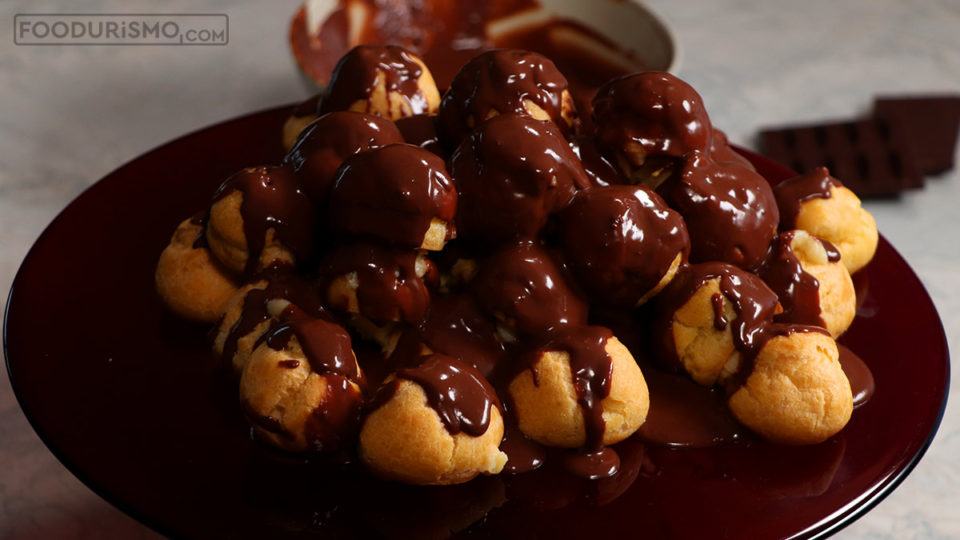 προφιτερόλ σοκολατας CHOCOLATE PROFITEROLES