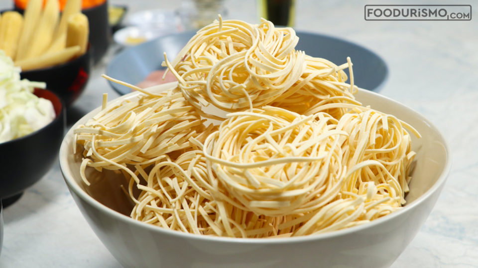 νουντλς noodles