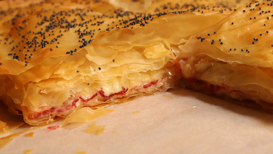 pastourmadopita in the baking pan
