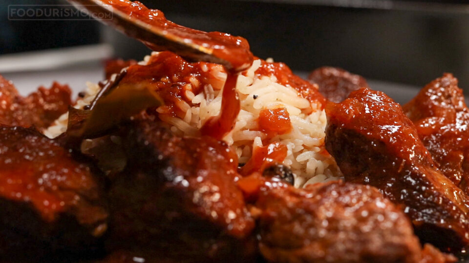 tas kebab with pilaf