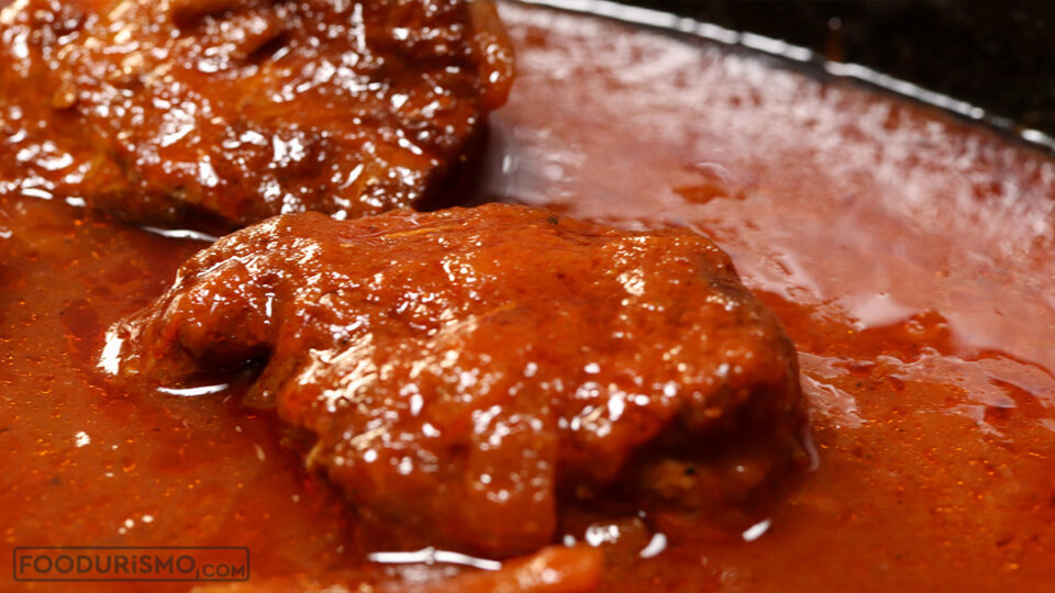 tas kebab with red sauce