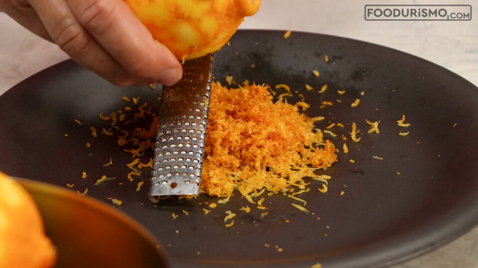 αφαιρούμε το ξύσμα από τα περγαμόντα